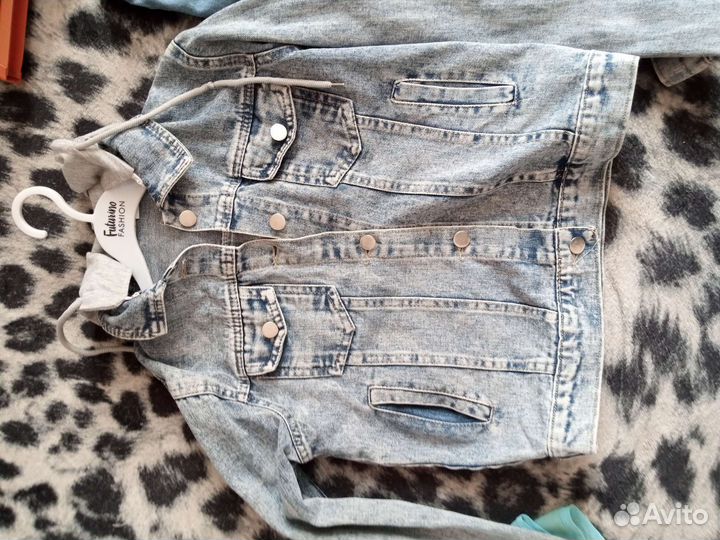 Джинсовая куртка