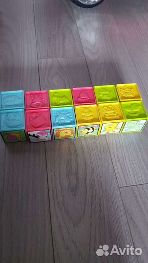 Развивающие игрушки (кубики)