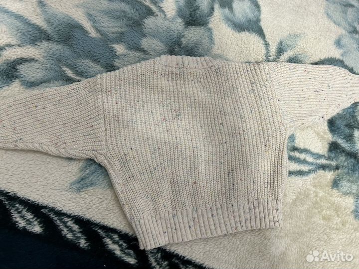 Свитер для новорожденной