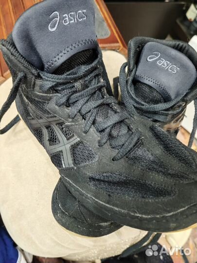 Продам борцовки asics, размер 41,5