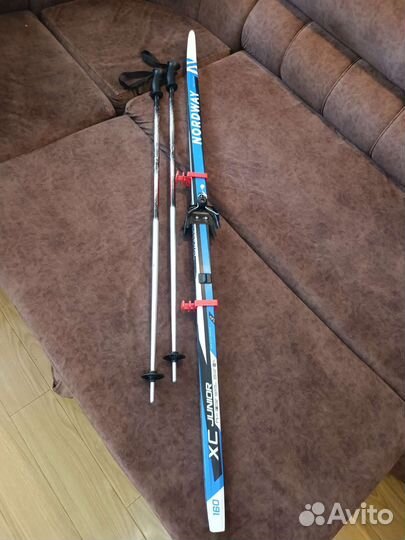 Беговые лыжи и палки