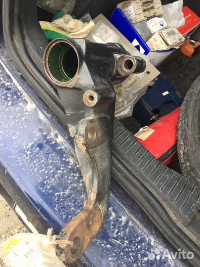 Кронштейн энергоаккумулятора левый MAN