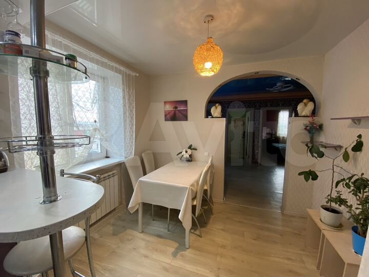3-к. квартира, 63 м², 3/5 эт.