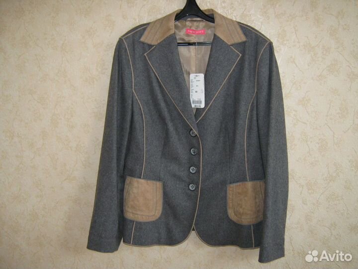 Костюм брючный, размер 48