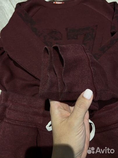 Костюм спортивный