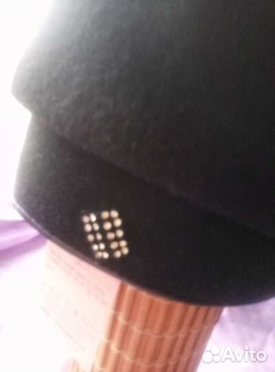 Кепи берет женский. шерсть.58 размер новый