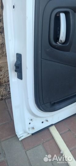 Дверь раздвижная на пежо партнер