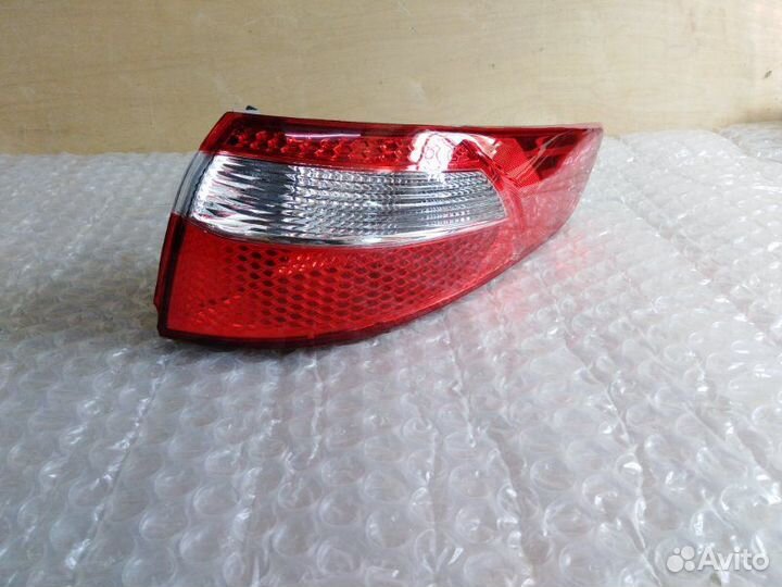 Фонарь внешний задний правый Kia Rio 2011-2017
