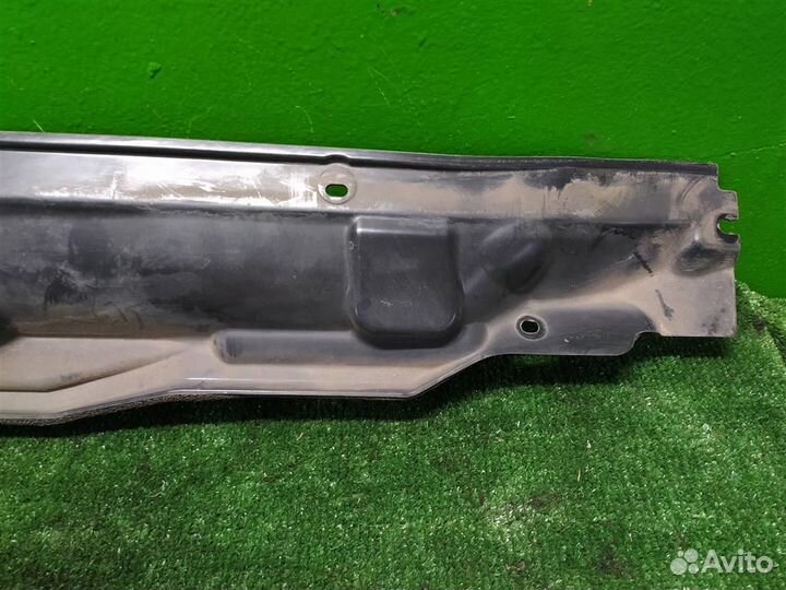 Решетка стеклоочистителей Ford Focus 3 (CB8) 2015