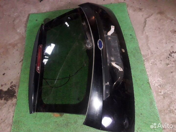 Крышка багажника Ford Focus 1 2001