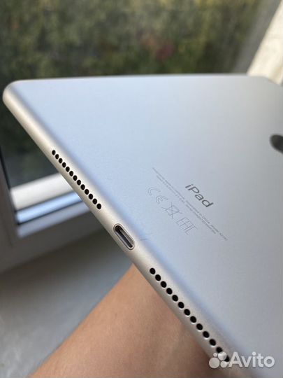 iPad 7 2019 32Гб