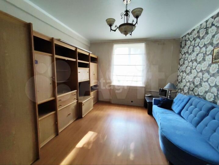 2-к. квартира, 60 м², 4/4 эт.