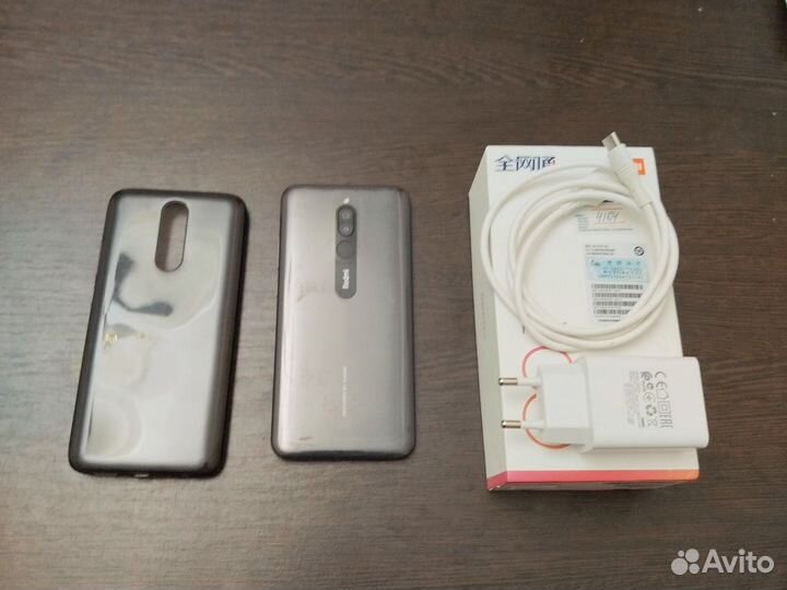 Xiaomi Redmi 8, 4/64 ГБ