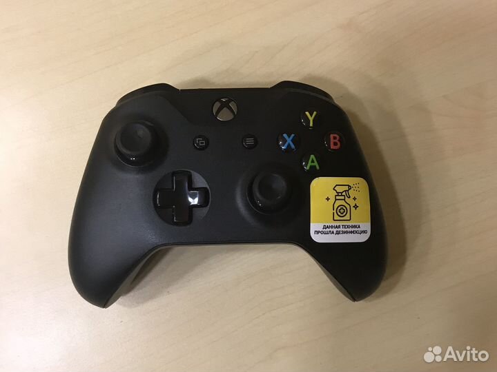 Геймпад xbox One