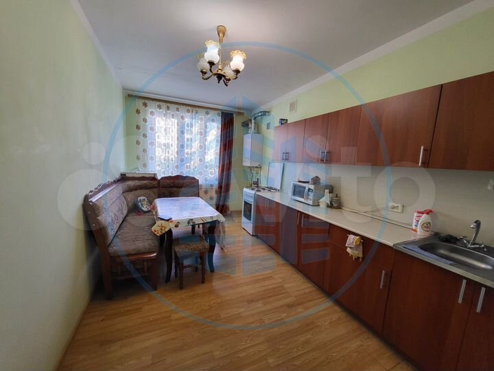 2-к. квартира, 62,1 м², 1/3 эт.