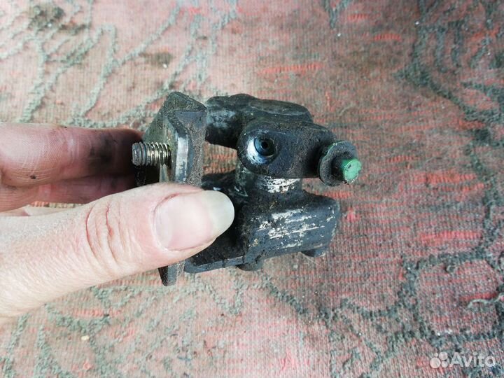 Распределитель тормозных сил Опель Фронтера А