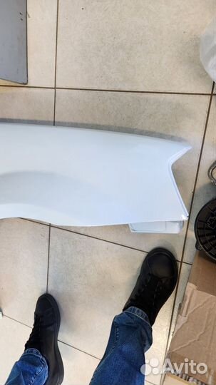 Крыло переднее правое Ларгус