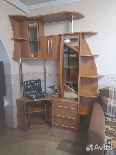 Угловая стенка бу