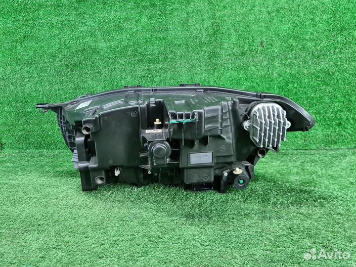 Фара правая Volvo XC90