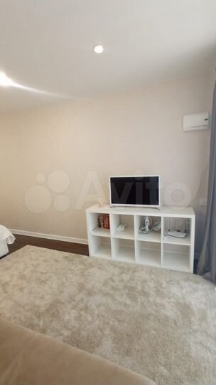 1-к. апартаменты, 33 м², 1/4 эт.