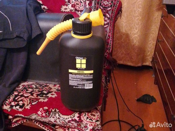 Канистра для бензина 10 литров новый