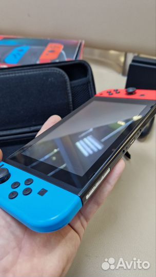 Игровая приставка Nintendo Switch