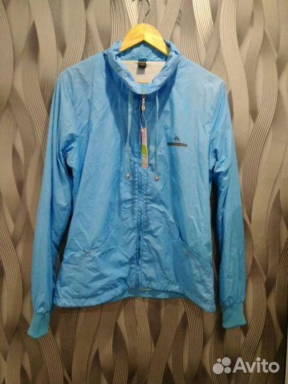 Ветровка женская новая