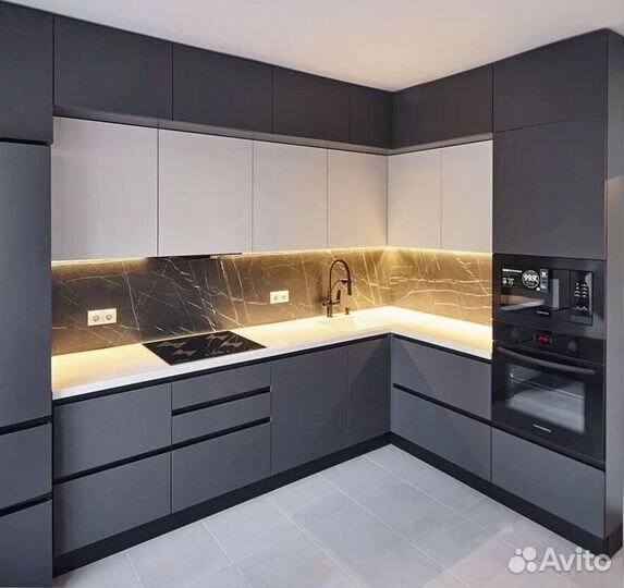 Кухонный гарнитур на заказ от фабрики