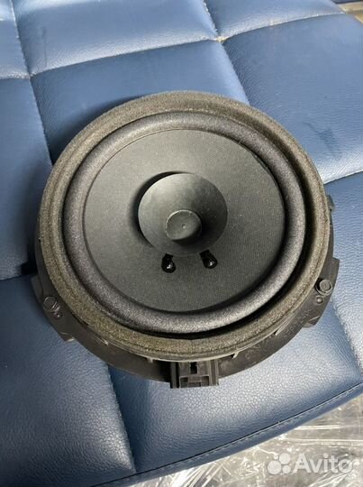 Динамик зад Ford Kuga II