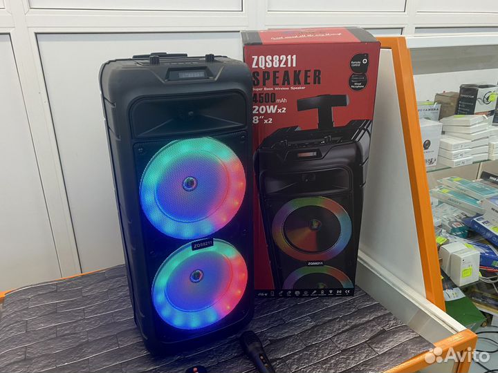 Колонка беспроводная, новая, караоке и пульт ду