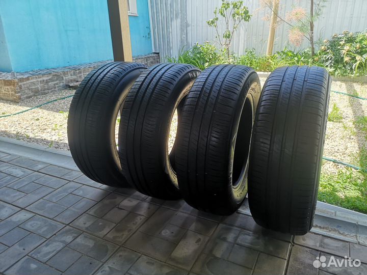 Michelin Energy XM2+ 215/65 R16