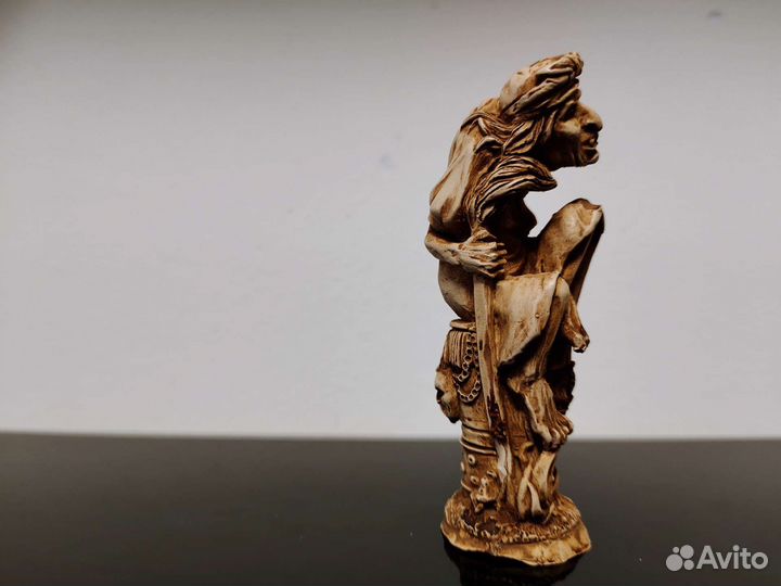 Статуэтка Баба Яга