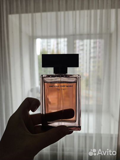 Narciso rodriguez musc noir rose оригинал