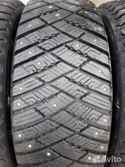 Goodyear GT 2 215/65 R16