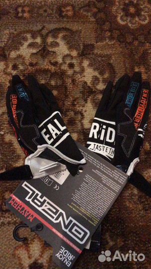 Продам перчатки