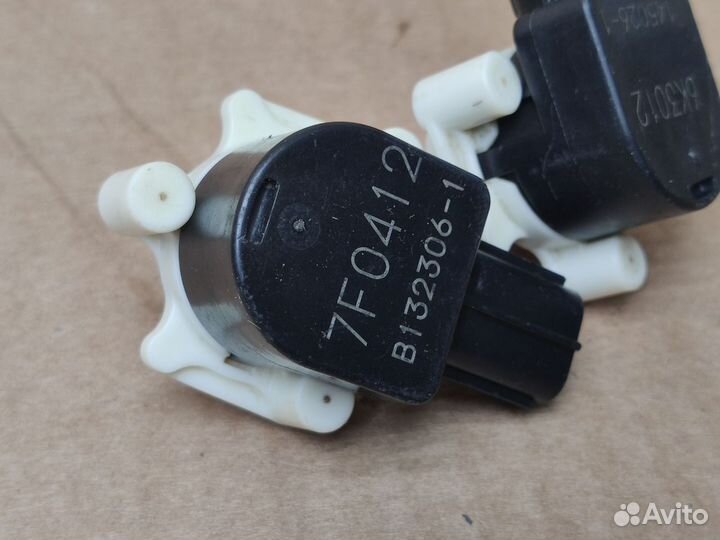 Датчик положения кузова Suzuki Grand Vitara g-1555