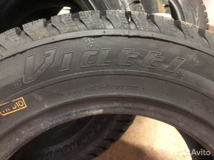 Viatti Brina Nordico V-522 215/65 R16