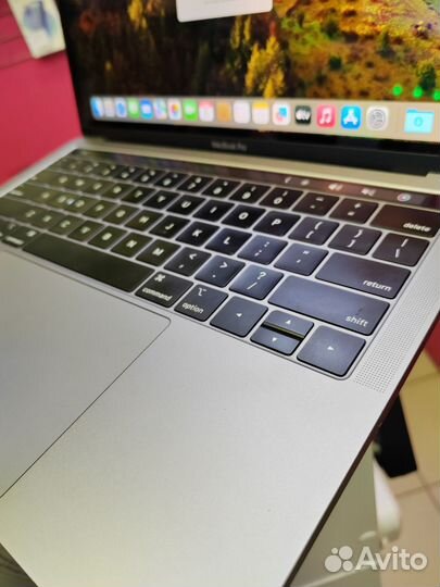 Apple MacBook Pro 13 2019 TouchBar