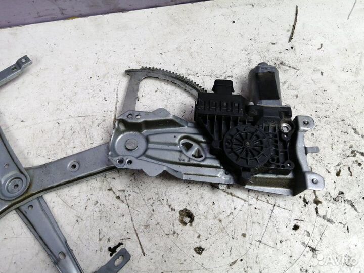 Стеклоподъемник передний правый Opel Astra H