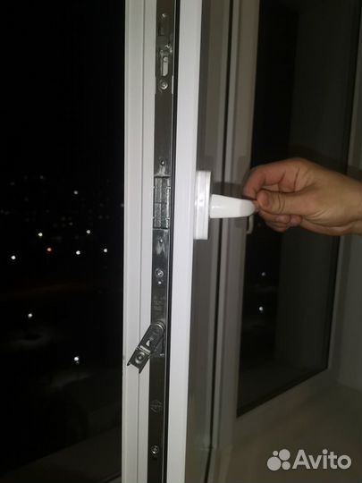 Ремонт и регулировка пластиковых окон