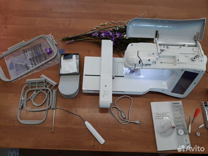 Швейно-вышивальная машина Brother innov-is 4000