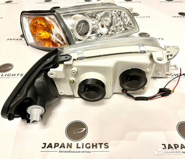 Фары линзовые передние Toyota Corona/Caldina 190