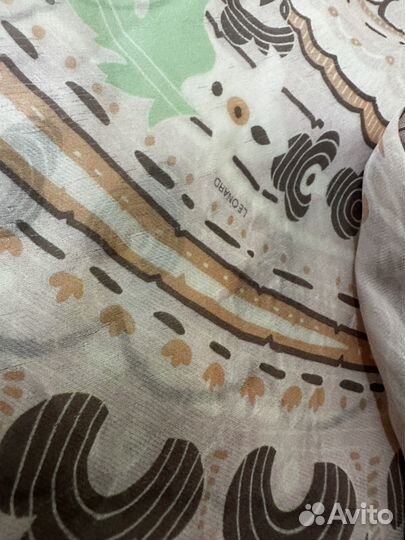 Платок Leonardo размер 1,40