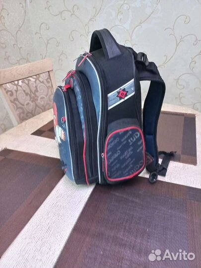 Рюкзак школьный для мальчика ортопедический