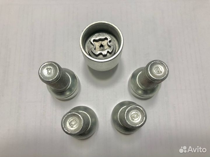 Секретки vag 000071597c. Болт-секретка volkswagen 1k0698137a m14 x 1,5. Головка секретки туарег nf. Болты на тигуан 1. Секретка volkswagen.