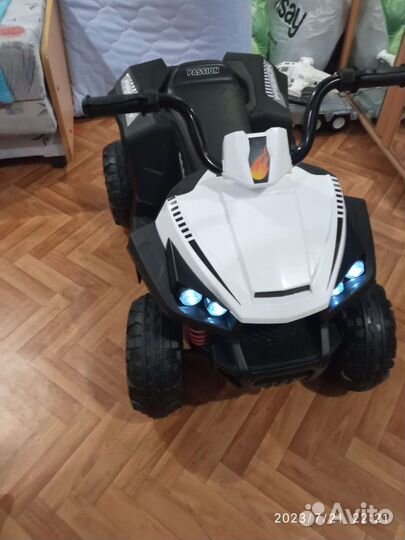 Квадроцикл детский