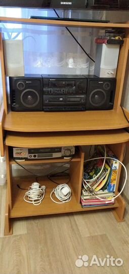 Тумба для школьника(под телевизор,компьютер)