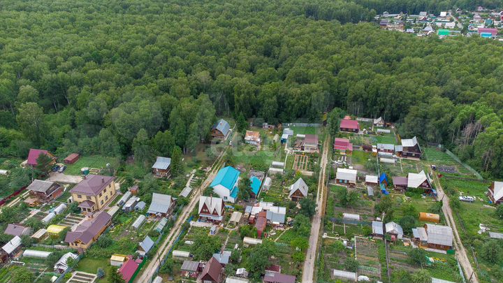 Дача 20 м² на участке 9 сот.