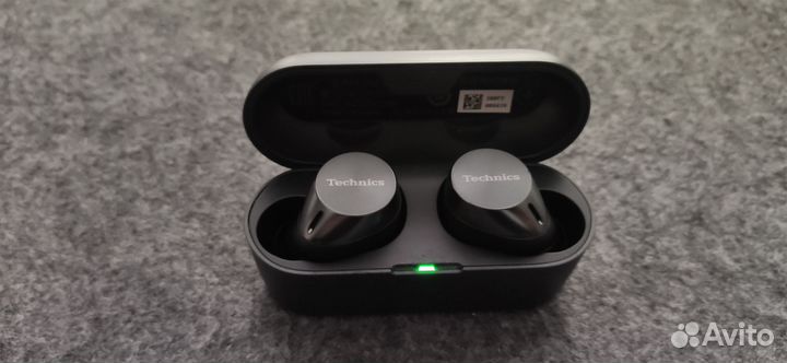 TWS наушники Technics EAH-AZ60