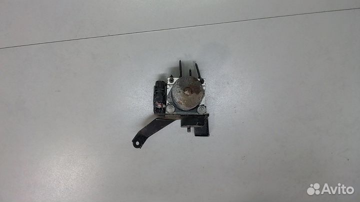 Блок абс, насос Toyota Avensis 2, 2005